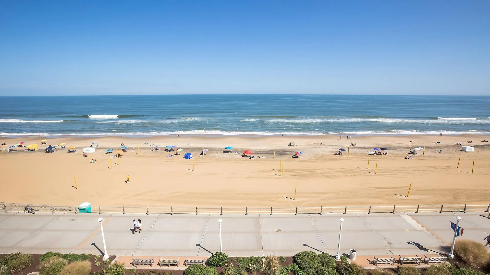 Hampton Inn Virginia Beach Oceanfront North 3*,